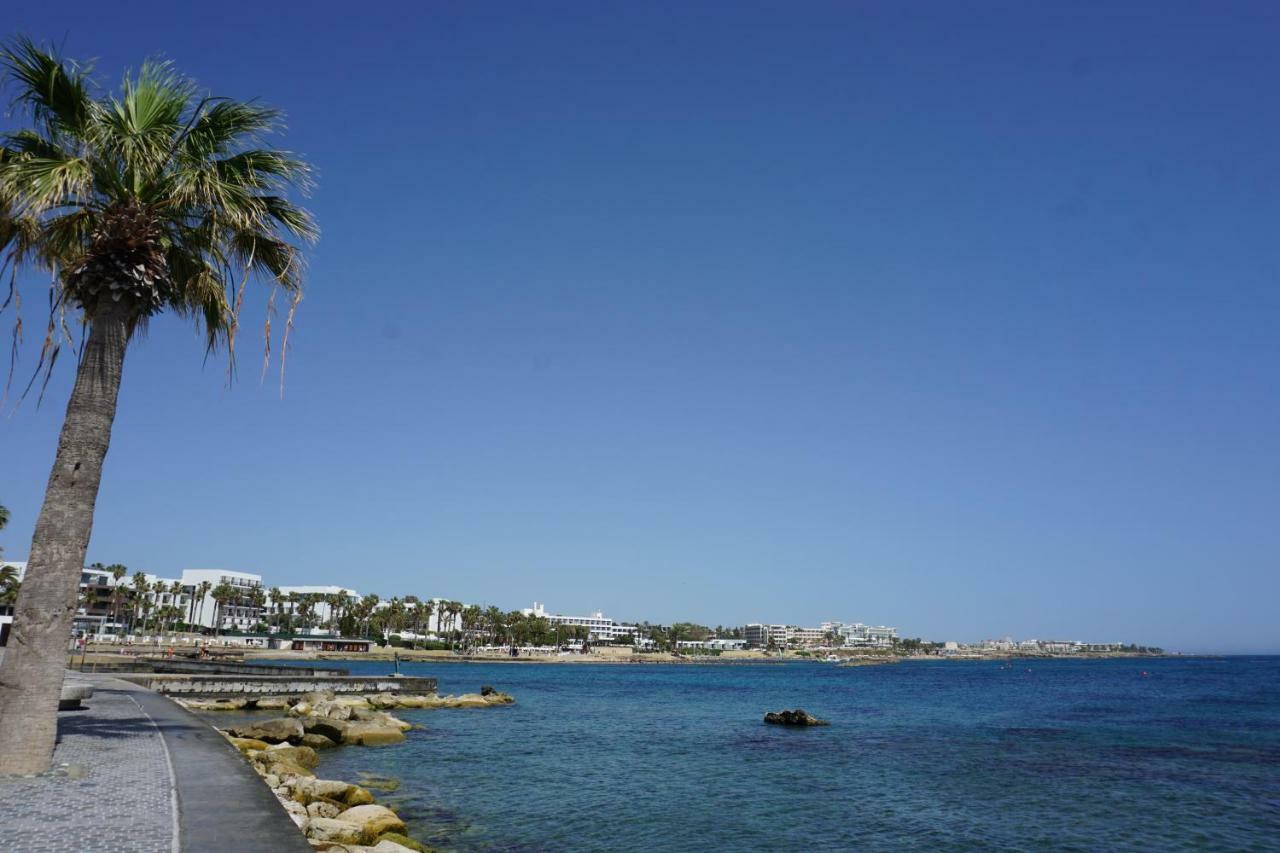 Alex'S Vacation Suite - 100M From The Beach - 6 Guests Paphos Luaran gambar
